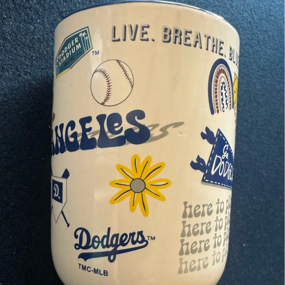 Los Angeles Dodgers Ceramic Mug feat. Fun iconic DODGER logo and dates! Zoom in💙 - Picture 9 of 11